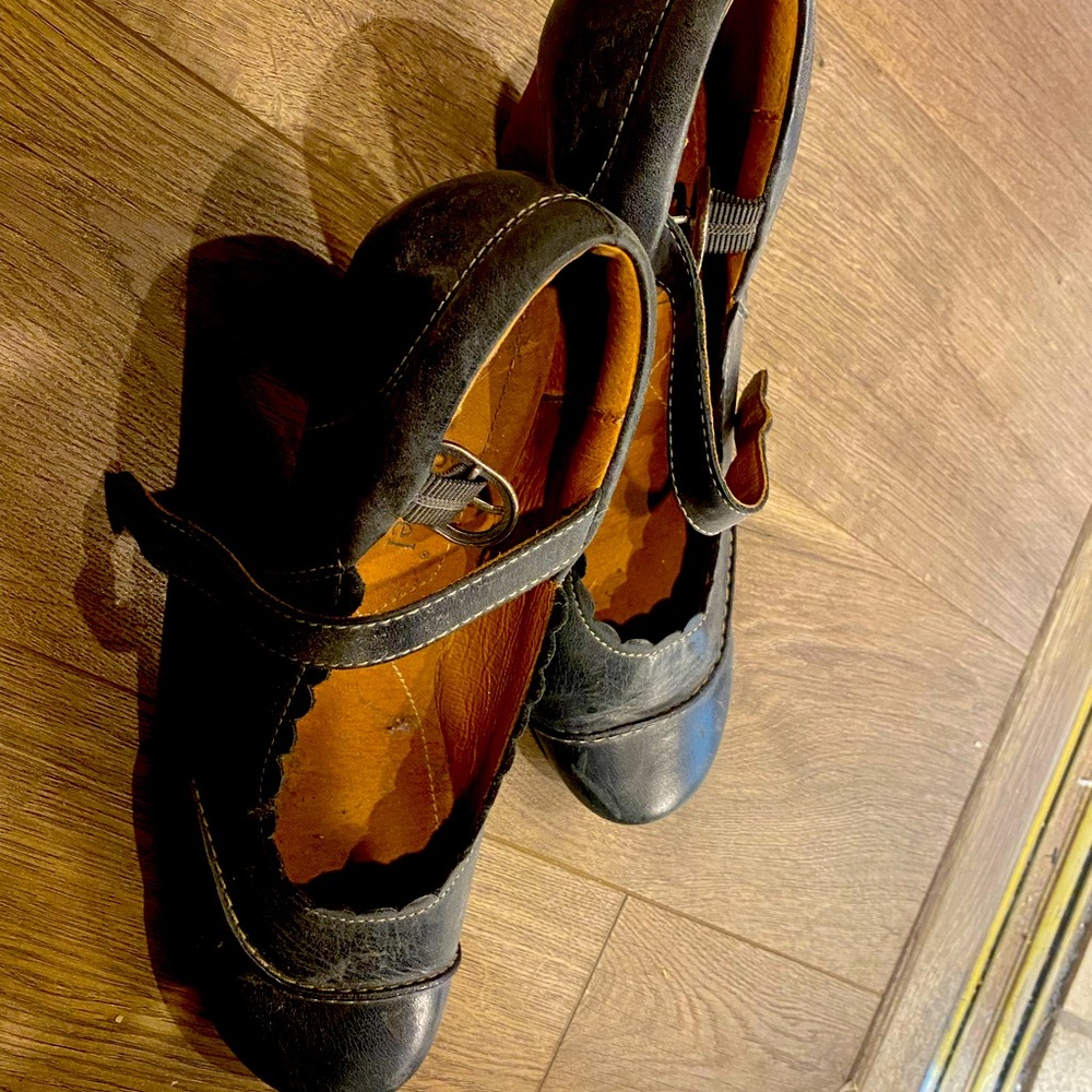 Black leather Josef Seibel Shoes